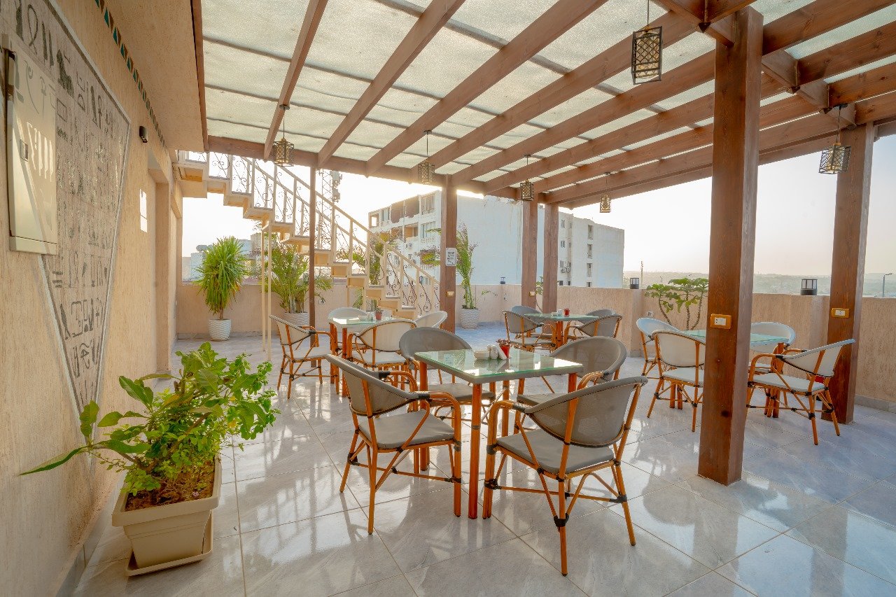 Rooftop Dining - Top View Hotel